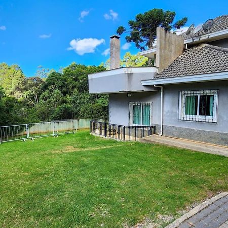 Excelente Casa, Bairro Nobre Em Campos Do Jordao Villa Exterior photo